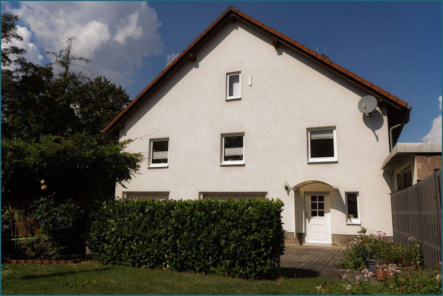 Immobilie in Borna - Geräumiges Ein-/Zweifamilienhaus in Borna mit vielen Möglichkeiten - Bild 0