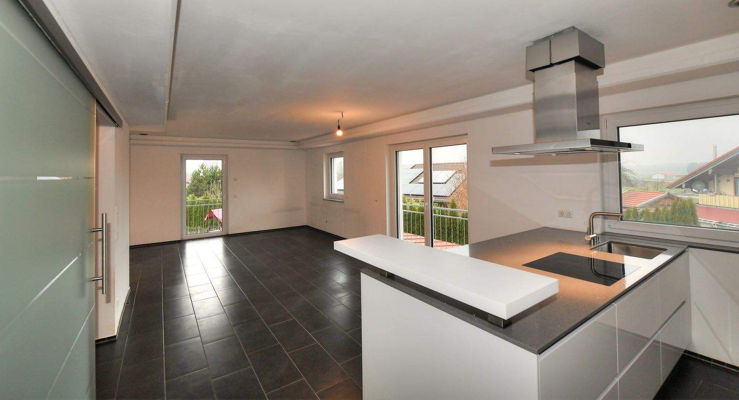 Immobilie in Vogtareuth - Niedrigenergiehaus für (große) Familien - zusätzlicher Platz für Praxis oder Gewerbe kein Problem - Bild 7