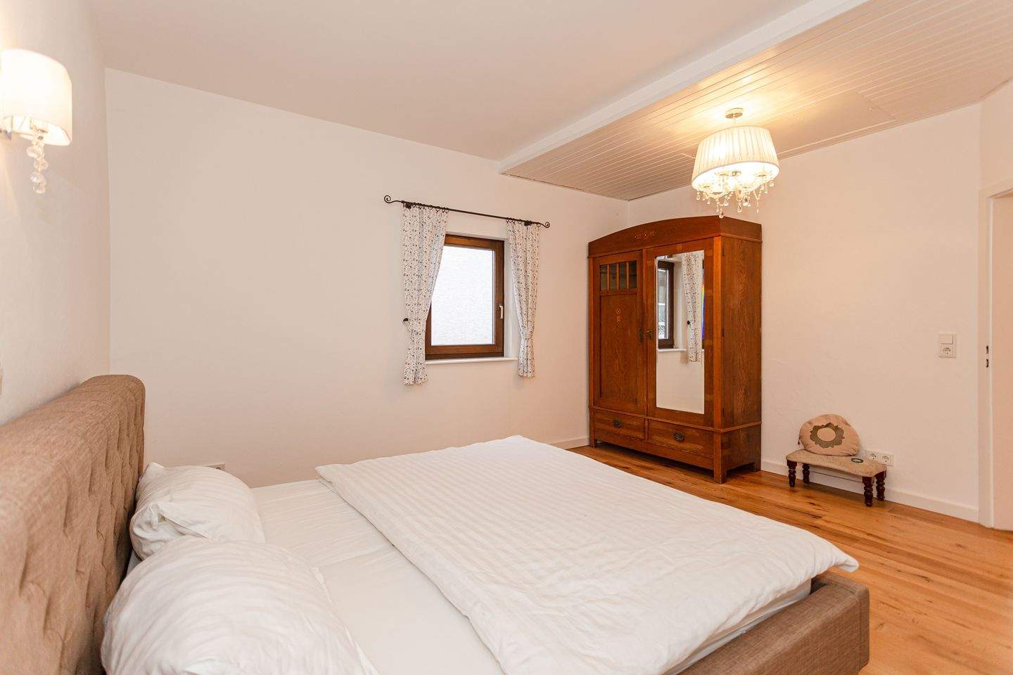 Immobilie in Mastershausen - Charmantes und modernisiertes Familienhaus mit Garge und Garten in Mastershausen, Nähe Kastellaun - Bild 20