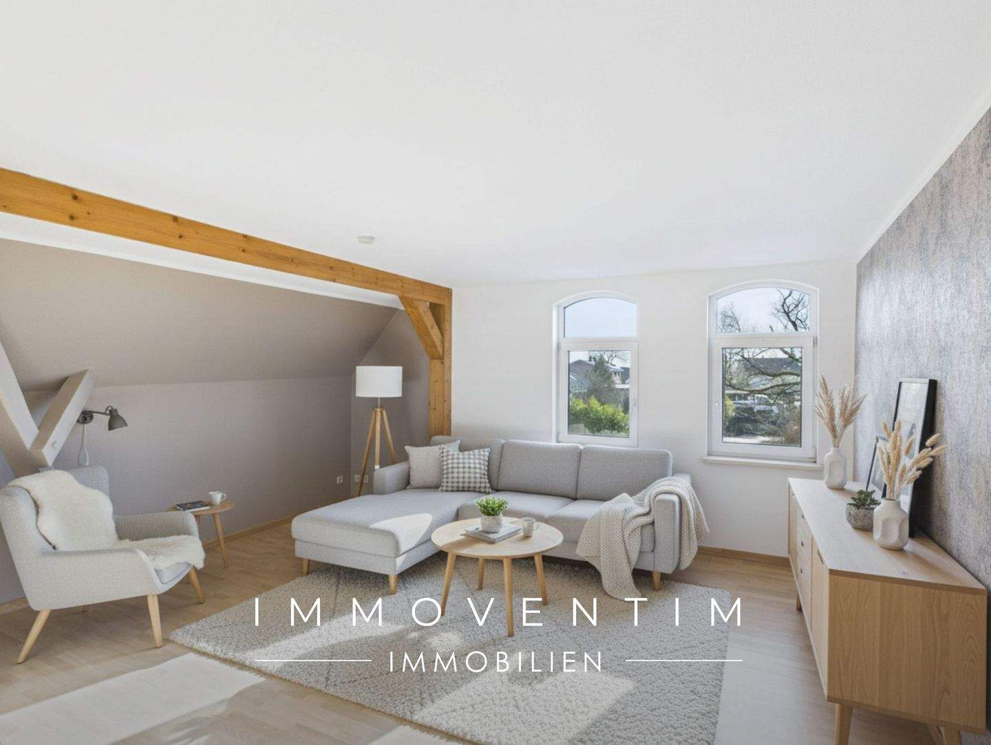 Immobilie in Kröpelin - 3-Raum-Maisonette Dachgeschoss mit eigenem Garten im Gutshaus Jennewitz / Nähe Kühlungsborn - Bild 0