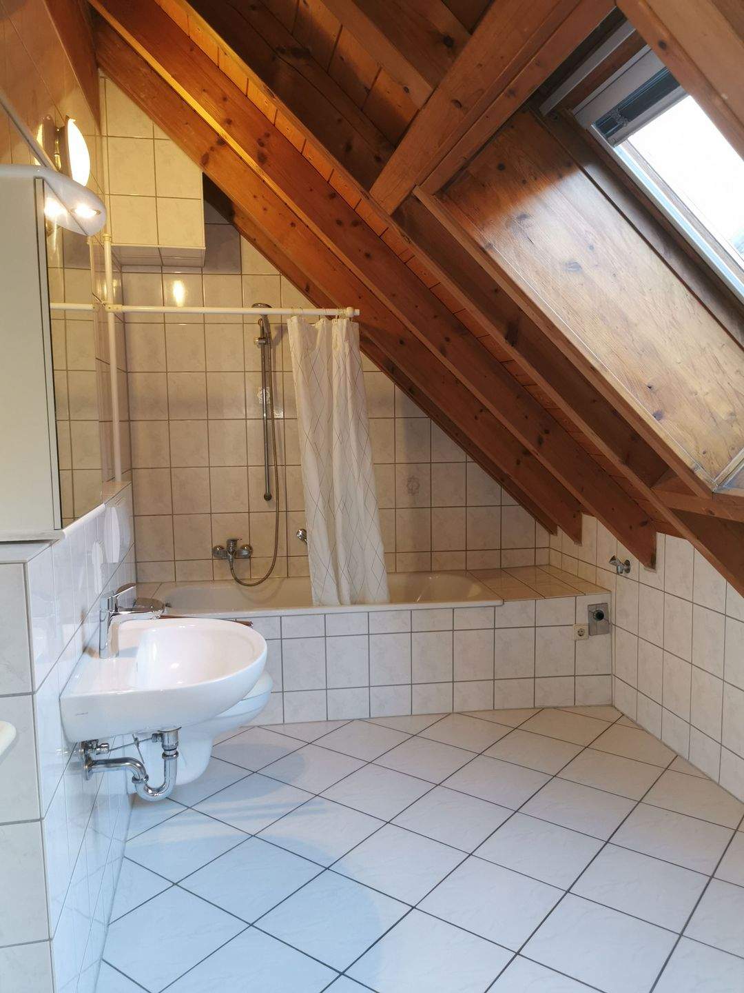 Immobilie in Umkirch - Maisonette-2-Zimmerwohnung in zentraler Lage - UMKIRCH - Bild 10