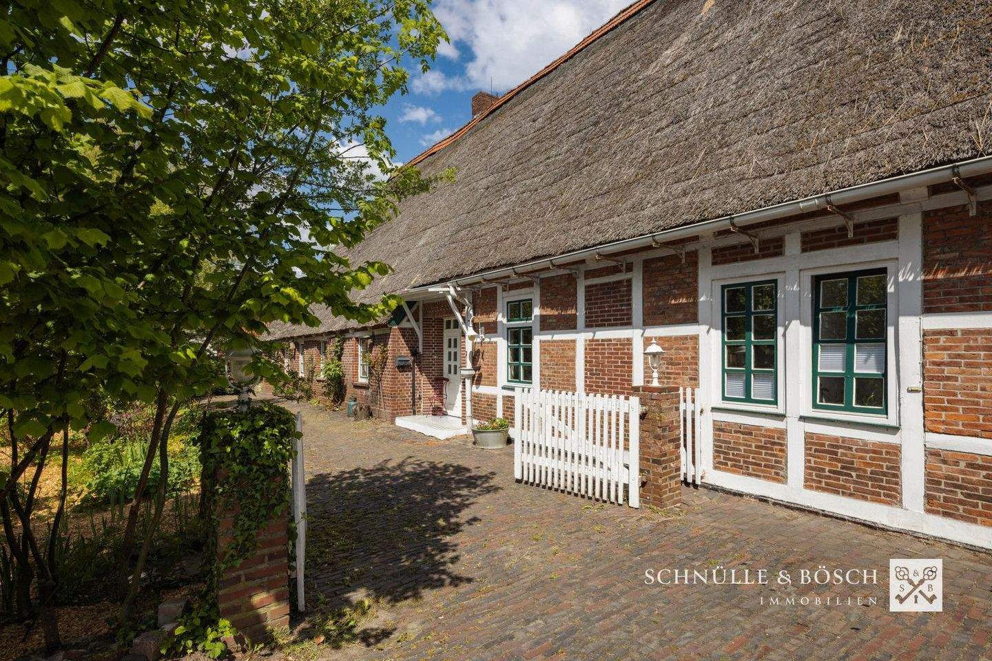 Immobilie in Guderhandviertel - Einfamilienhaus mit Einliegerwohnung im wunderschönen Alten Land - Bild 2