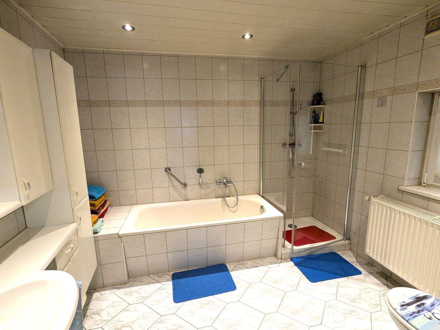 Immobilie in Eisenberg - Gemütliches Einfamilienhaus mit großzügiger Terrasse und Ausbaupotential im Dachgeschoss. - Bild 9