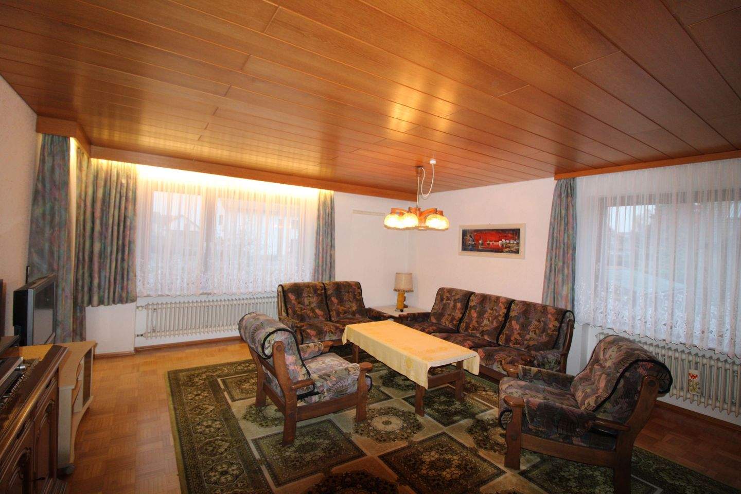 Immobilie in Bermatingen - Einfamilienhaus mit Garage, ruhie Lage - Bild 5