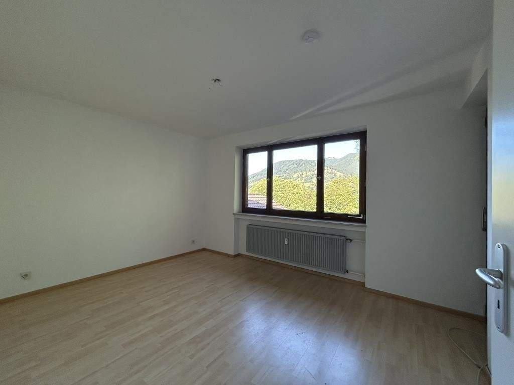 Immobilie in Unterammergau - Geräumige 4-Zi.-Wohnung im I.Obergeschoss - Bild 4