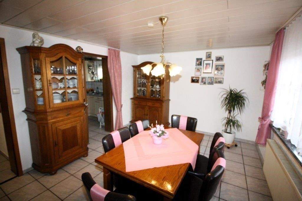 Immobilie in Kürnbach - Charmante 6-Zimmer-Maisonette-Wohnung mit großem Garten - Bild 7