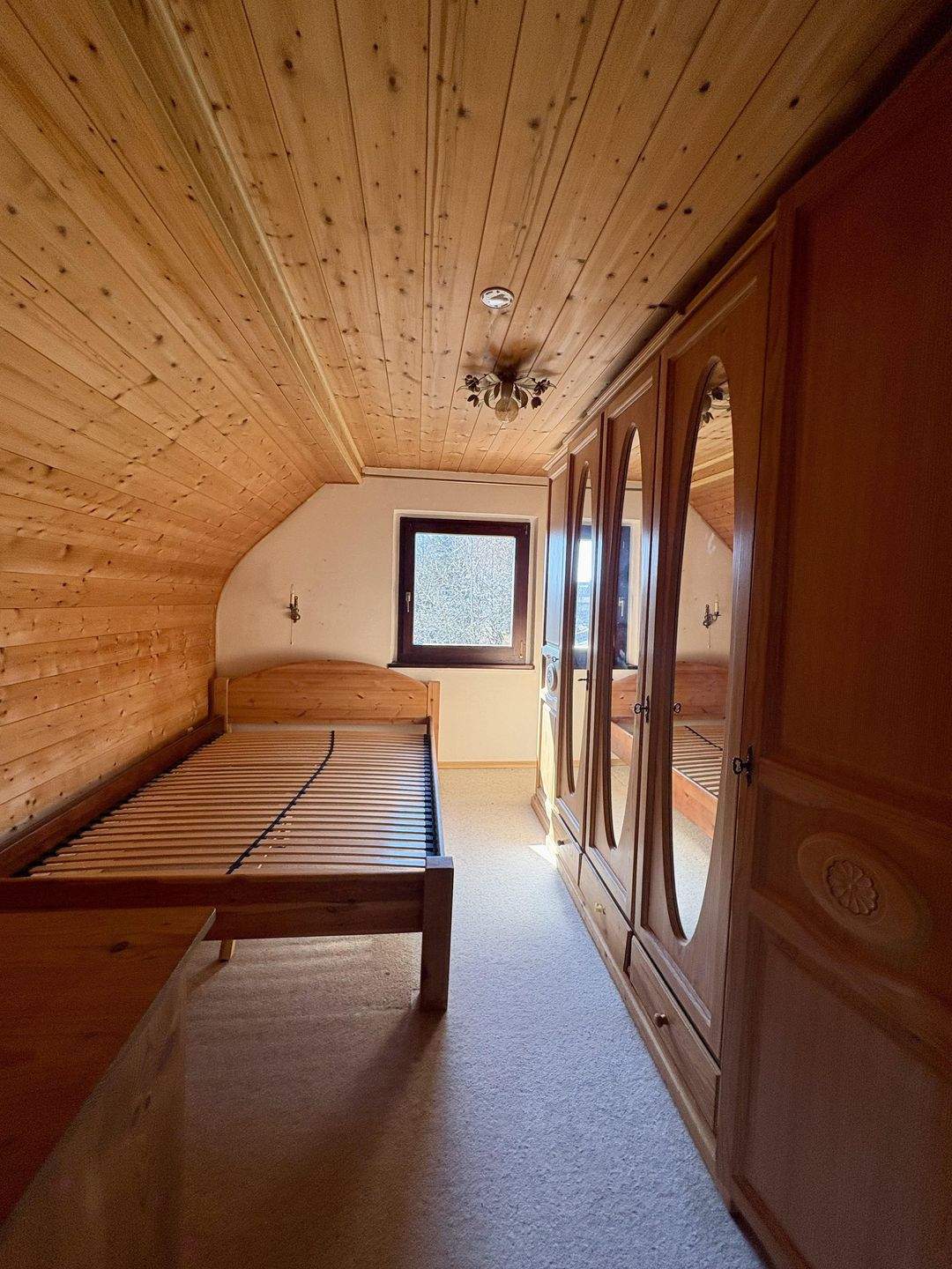 Immobilie in Saldenburg - Gepflegte Dachgeschosswohnung mit Charme – 2,5 Zimmer in Saldenburg/ Nähe Tittling! - Bild 6