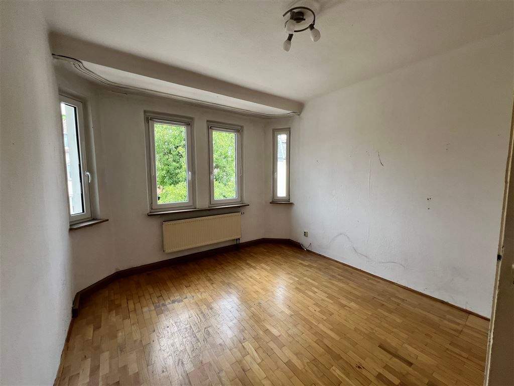 Immobilie in Forchheim - Villa im Jugendstil, aktuell als MFH genutzt - Drei Wohneinheiten mit Altbaucharme zentral in Forchheim zu verkaufen - Bild 16