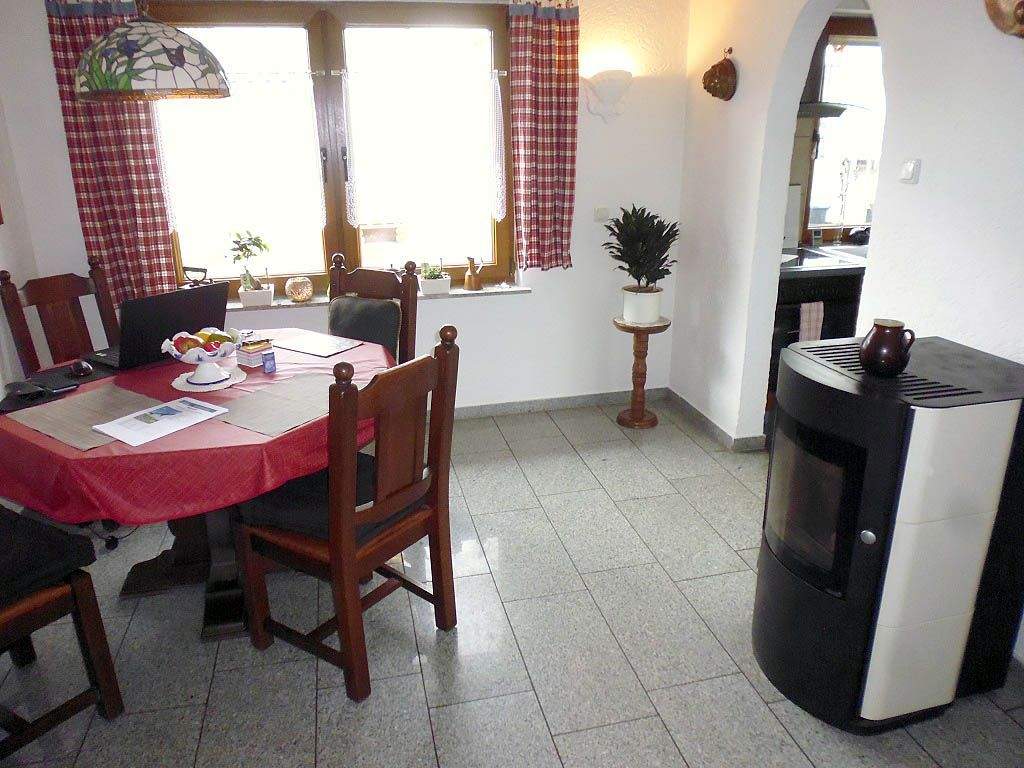 Immobilie in Eppenberg - Gepflegtes 5-Zi-Einfamilienhaus mit schönem Garten, Garage und guter Verkehrsanbindung - Bild 1