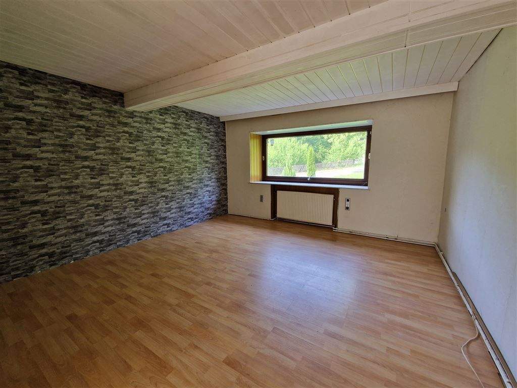 Immobilie in Nonnweiler - Freistehendes 1 FH / Generationenhaus mit Garten / Garage in Waldrandlage Nonnweiler OT - Bild 11