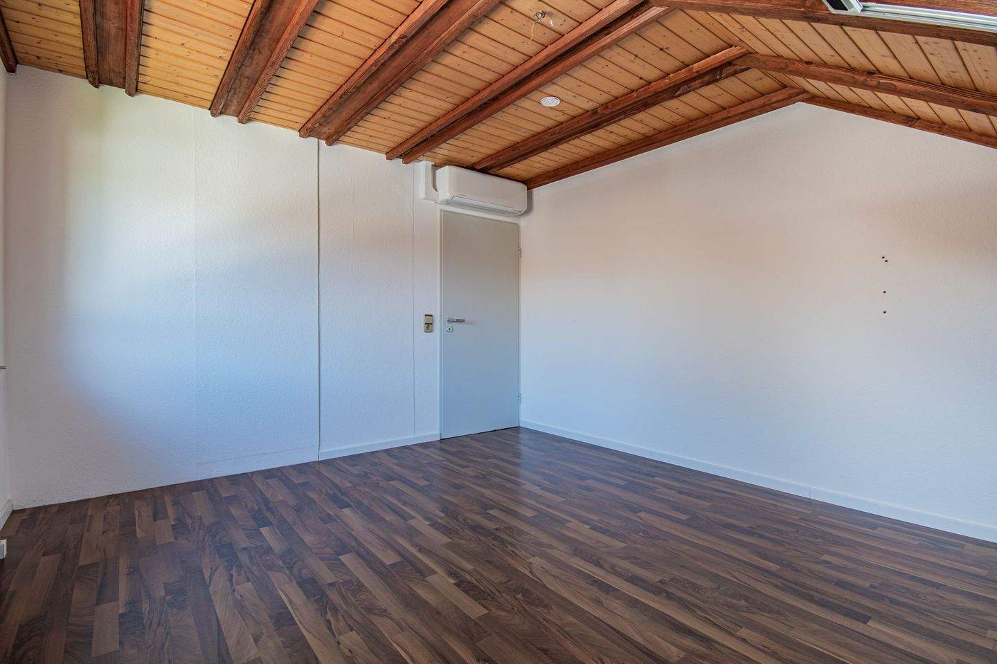 Immobilie in Lauchringen - 3,5-Zimmer Dachwohnung mit Klimaanlage - Sofort bezugsfrei in Lauchringen - Bild 6