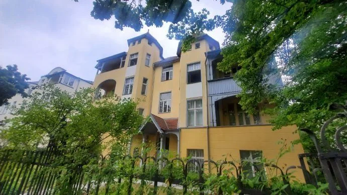 ++Altbauvilla in Zehlendorf++Wunderschöne Wohnung im 2. OG und DG mit Balkon++Vopeliuspfad++ | Maisonette Berlin