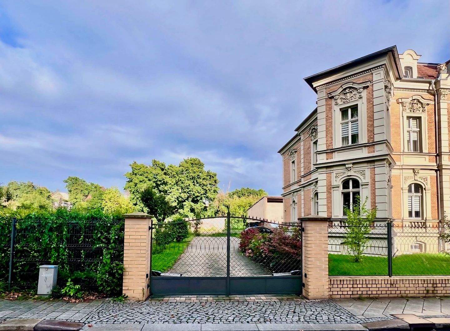 Immobilie in Guben - Villa mit 3 Wohneinheiten auf der Sonnenseite Gubens - Bild 4