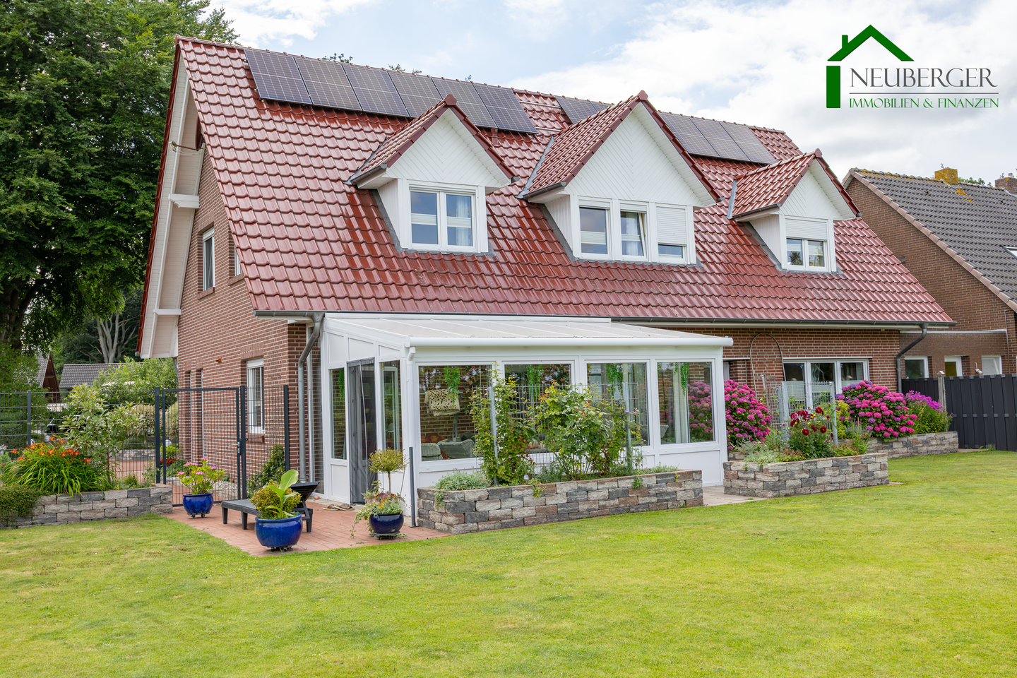 Immobilie in Lastrup - Gepflegtes, großes Einfamilienhaus mit PV-Anlage und Doppelgarage - Bild 2