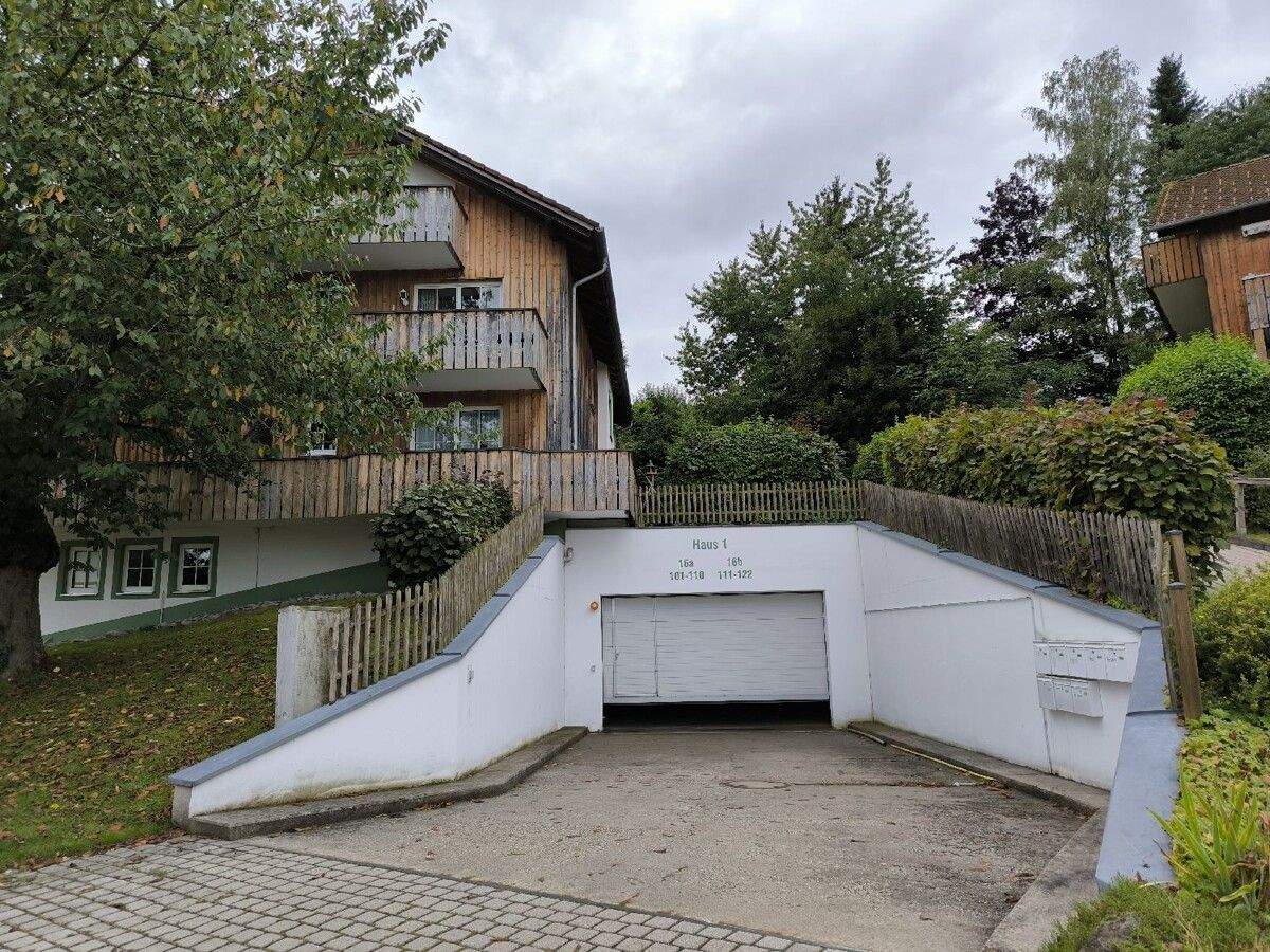 Immobilie in Viechtach - Apartment mit Duplex-TG in Viechtach. Kapitalanlage mit solider Rendite ruhig am Stadtrand gelegen. - Bild 1