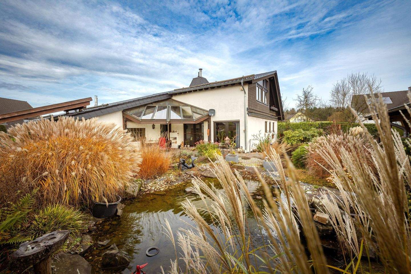 Immobilie in Anhausen - ! Außergewöhnliches Haus mit traumhaftem Garten ! - Bild 3