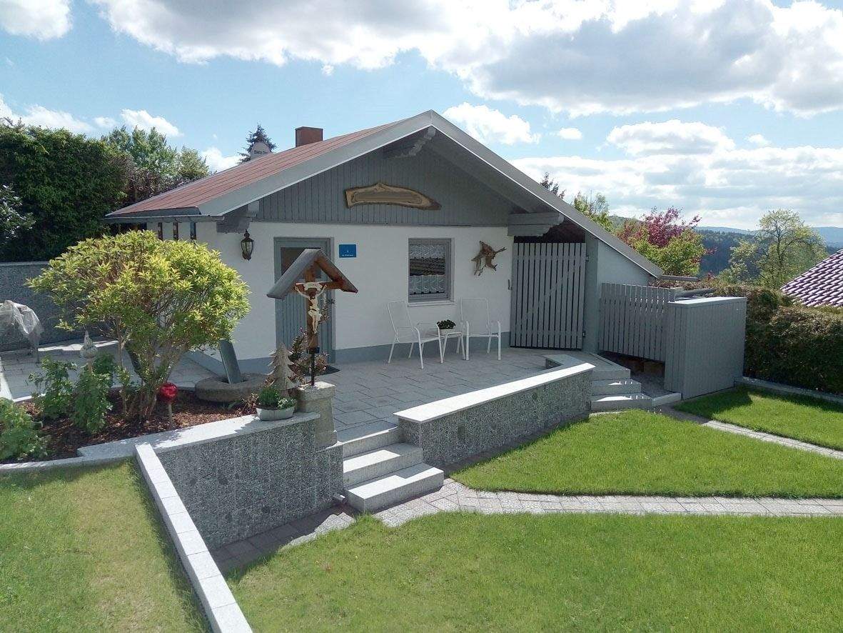 Immobilie in Bodenmais - Top gepflegtes Wohnhaus mit Ferienwohnungen in Aussichtslage in Bodenmais - Bild 13