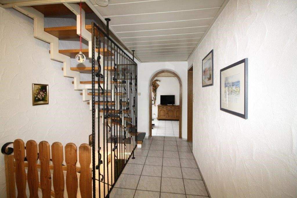 Immobilie in Kürnbach - Charmante 6-Zimmer-Maisonette-Wohnung mit großem Garten - Bild 11