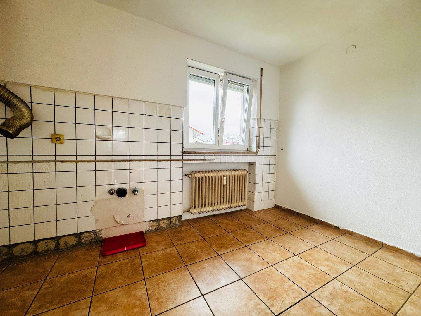 Immobilie in Gottmadingen - 4-Zimmer-Wohnung mit Balkon, Garage, Stellplatz & Garten in Gottmadingen - Bild 10