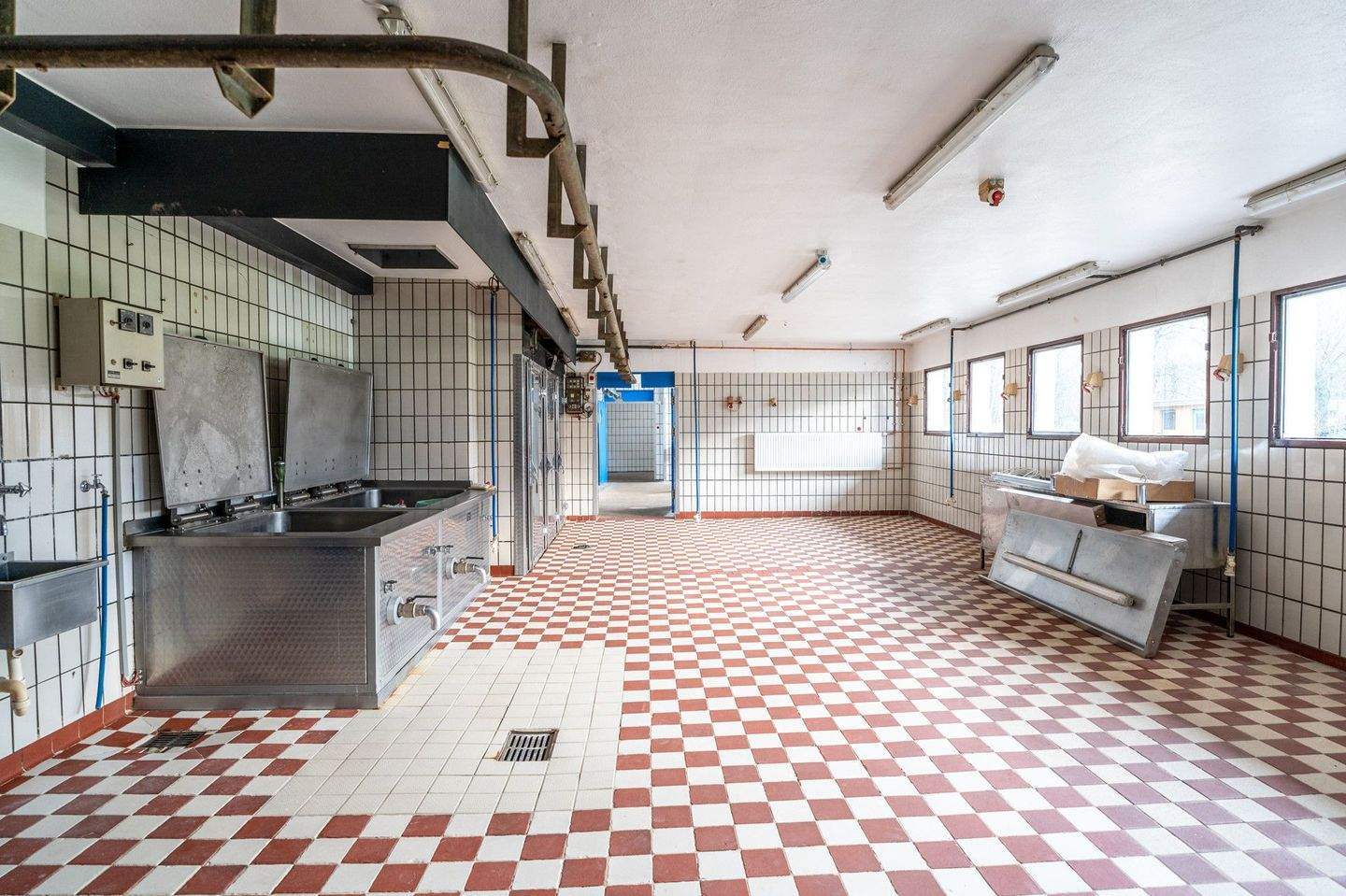 Immobilie in Hellenthal - Einzigartiges Anwesen - großzügiges Wohn- & Geschäftshaus in Hellenthal. *provisionsfrei* - Bild 14