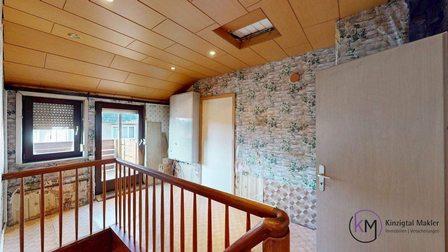 Immobilie in Bad Soden-Salmünster - ++ PROVISIONSFREI ++ "ENTFALTEN SIE IHRE WOHNTRÄUME" Großzügiges Mehrgenerationenhaus mit Gestaltungsspielraum! - Bild 15