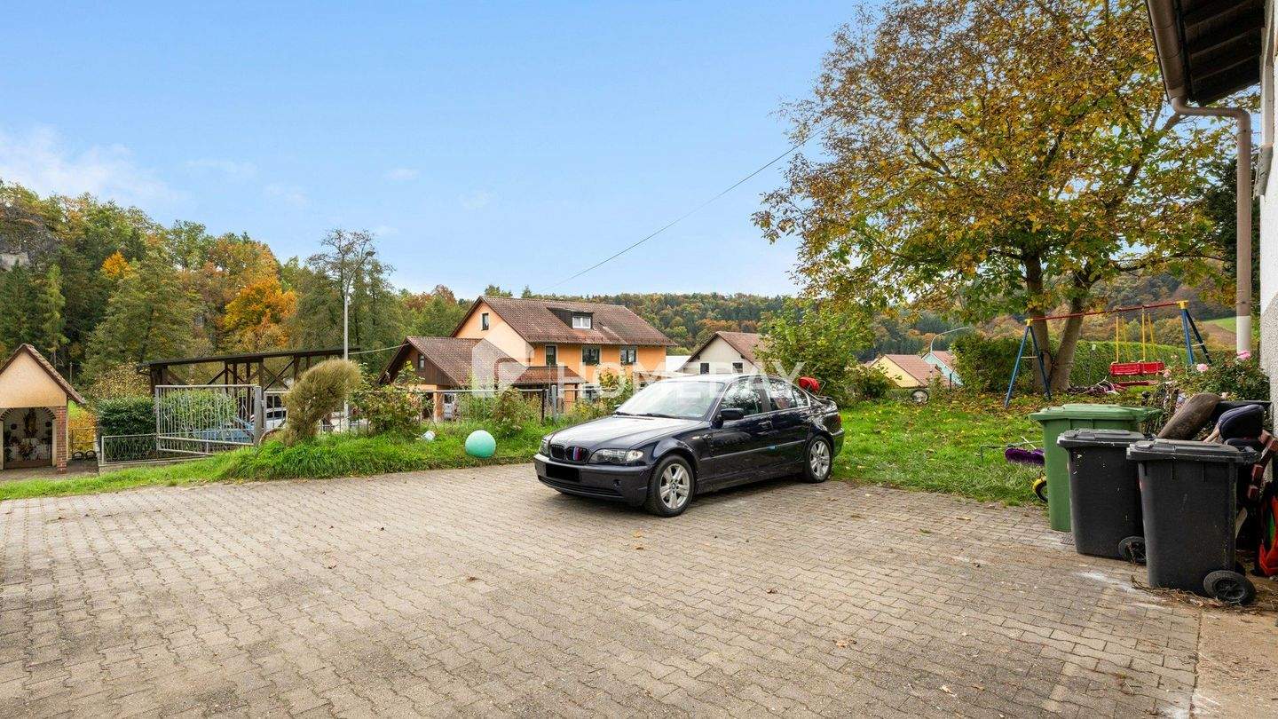 Immobilie in Nittendorf - Ein Haus mit Zukunft - solides ZFH in idyllischer Hanglage bei Regensburg - Bild 4