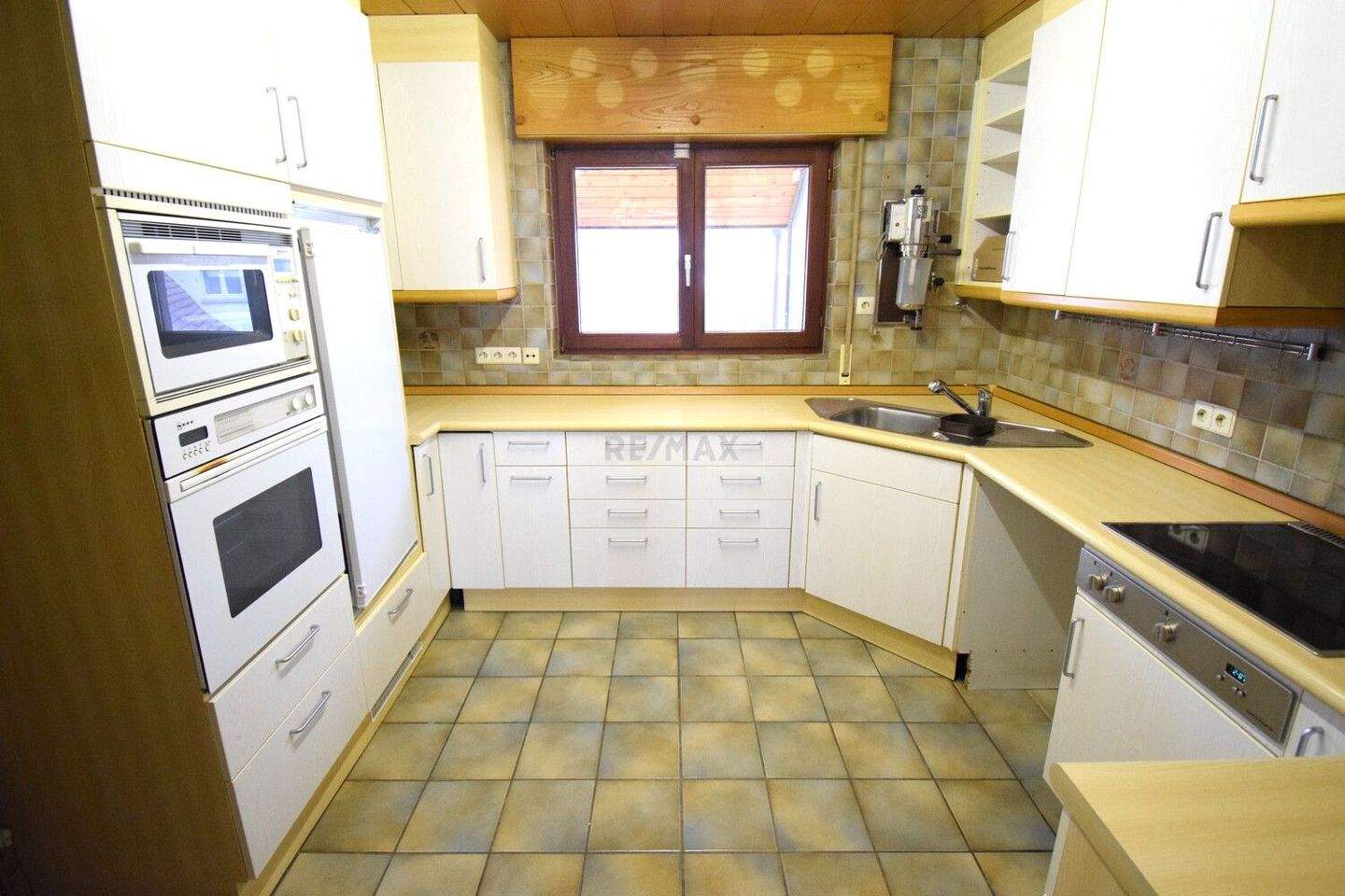 Immobilie in Kuchen - Großzügiges Einfamilienhaus mit Charm – viel Platz für Ihre Wohnideen! - Bild 6