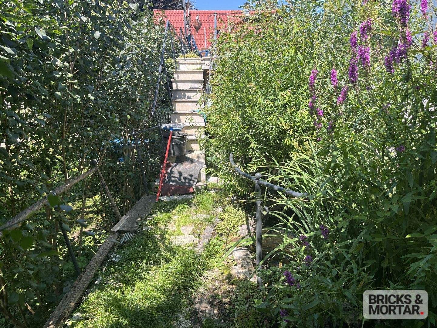 Immobilie in Buttenwiesen - Komplettes Doppelhaus - eine Haushälfte zum Gestalten, eine mit zuverlässiger Mieterin - Bild 15