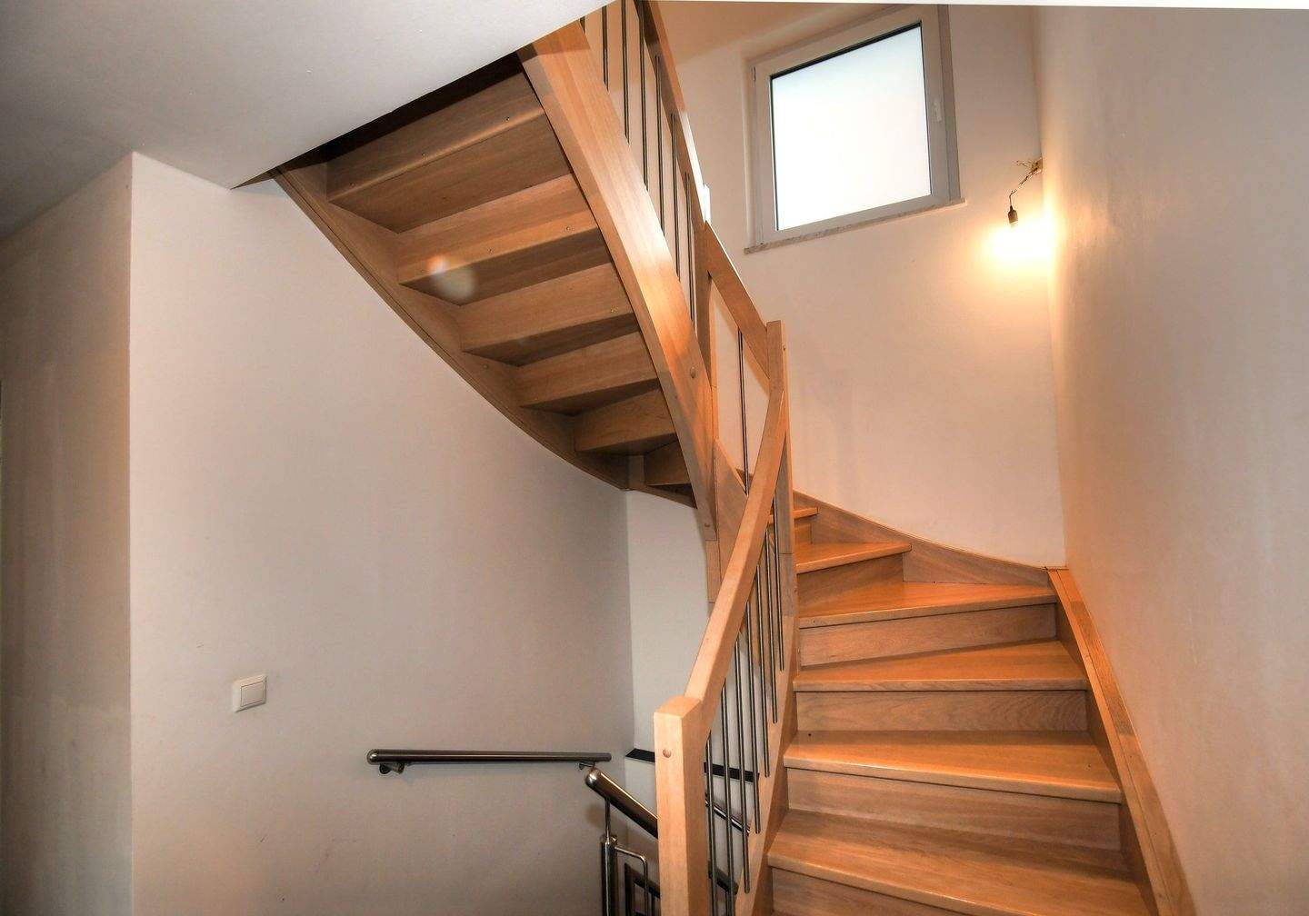 Immobilie in Vogtareuth - Niedrigenergiehaus für (große) Familien - zusätzlicher Platz für Praxis oder Gewerbe kein Problem - Bild 10