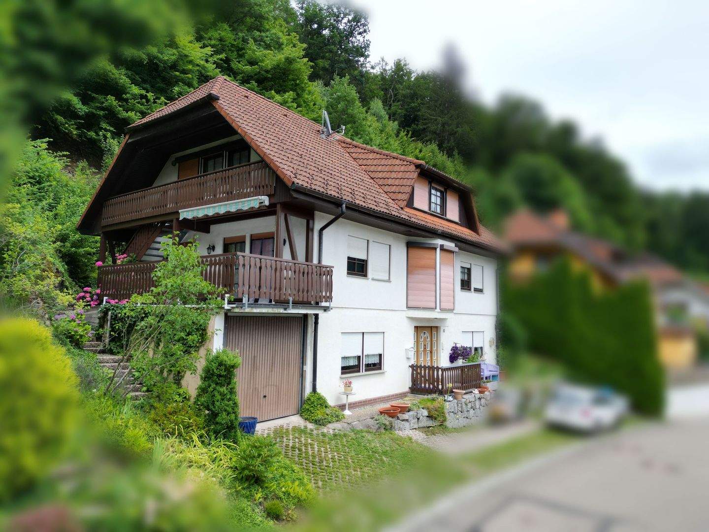 Immobilie in Aitern - Einfamilienhaus in bester Lage von Aitern - solide Kapitalanlage mit Entwicklungspotenzial - Bild 0