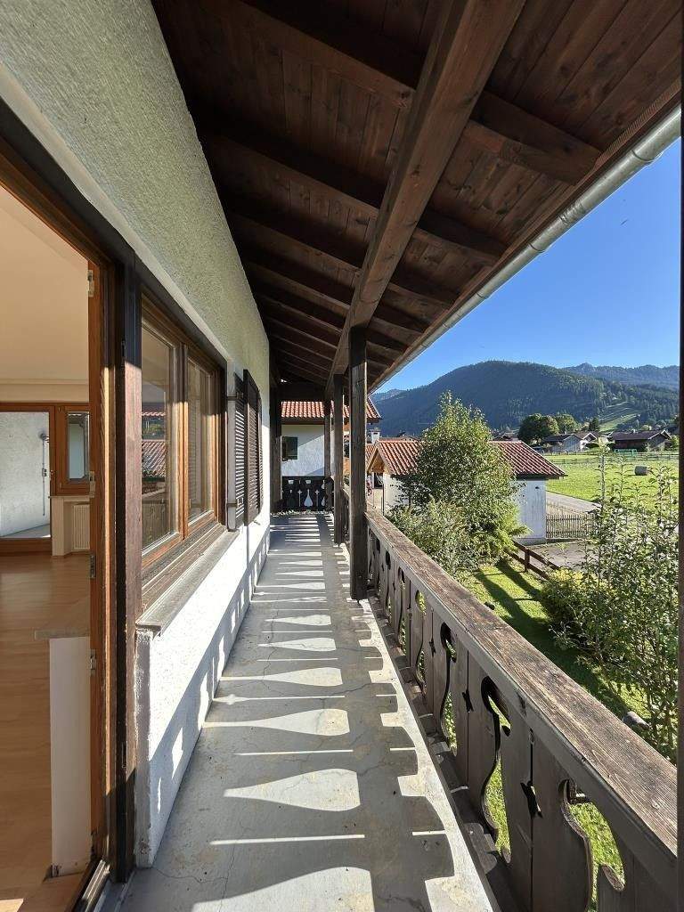 Immobilie in Unterammergau - Geräumige 4-Zi.-Wohnung im I.Obergeschoss - Bild 10