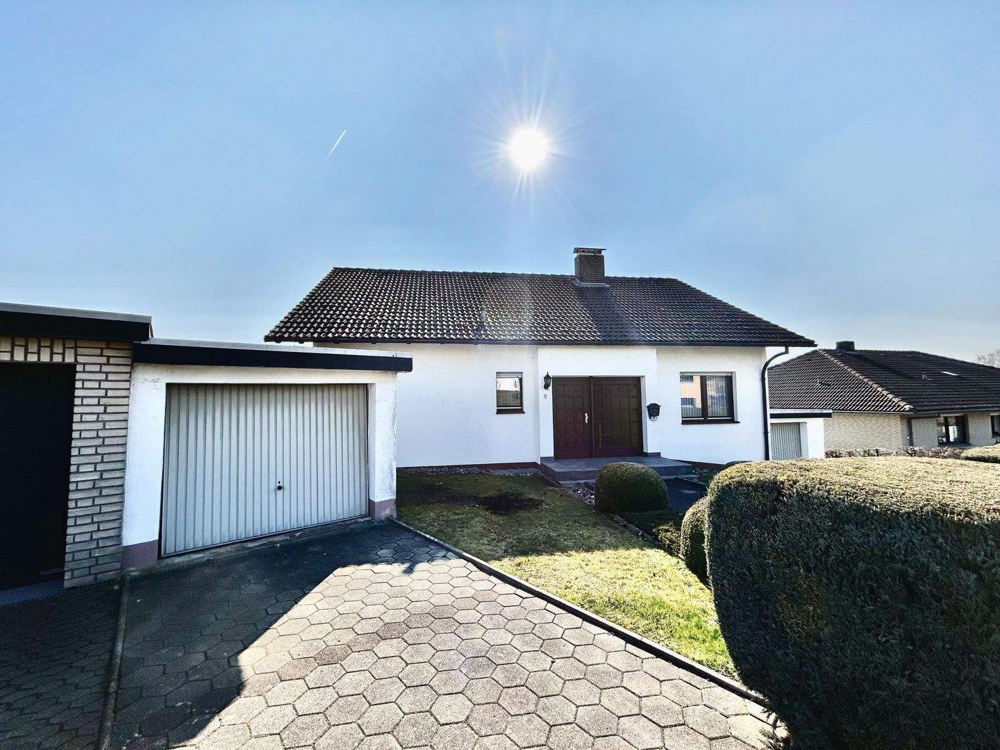 Immobilie in Lügde - Zwei Wohneinheiten, ein Zuhause - Großzügiges Einfamilienhaus mit Einliegerwohnung in ruhiger Lage von Sabbenhausen - Bild 8