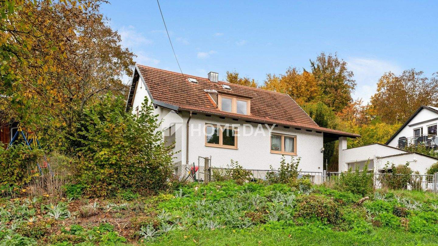 Immobilie in Nittendorf - Ein Haus mit Zukunft - solides ZFH in idyllischer Hanglage bei Regensburg - Bild 2