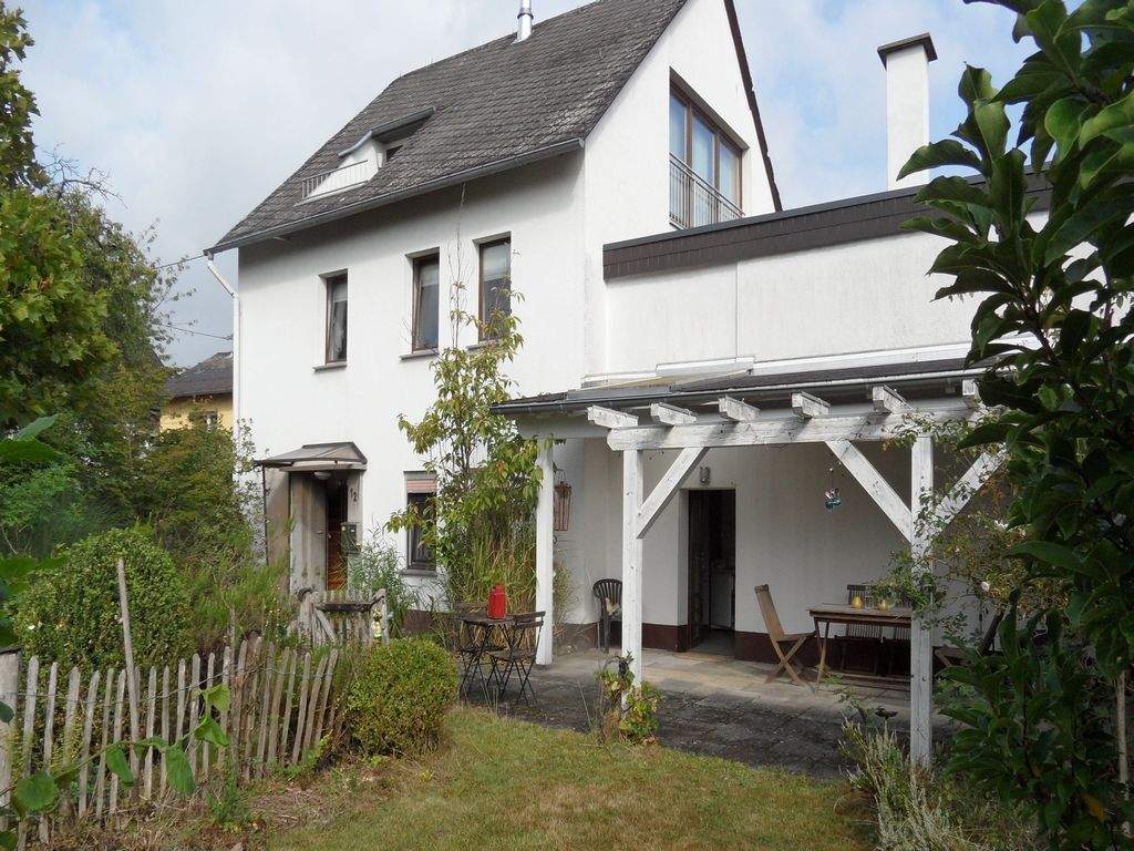 Immobilie in Urbach - URBACH: Das Haus für die Familie mit großen Grundstück, Doppelgarage und Nebengebäuden - Bild 15