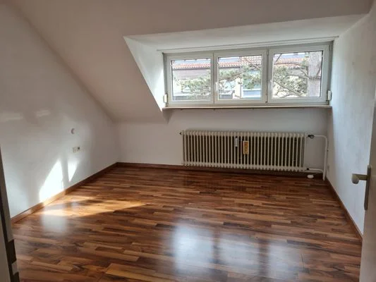 Schöne Dachterrassenwohnung im Herzen von Plieningen zu vermieten | Apartment Stuttgart