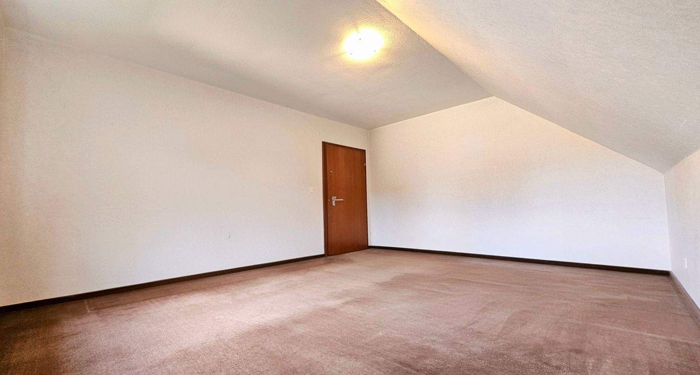 Immobilie in Bullay - Sehr gepflegtes Einfamilienhaus mit Garage, Garten und Balkon in Bullay/Mosel - Bild 21