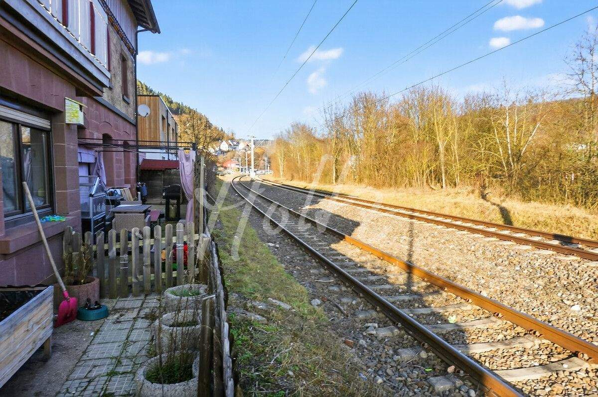 Immobilie in Epfendorf - Solide Kapitalanlage in Epfendorf ... MFH mit vier Wohnungen und großem Garagengrundstück !! - Bild 5